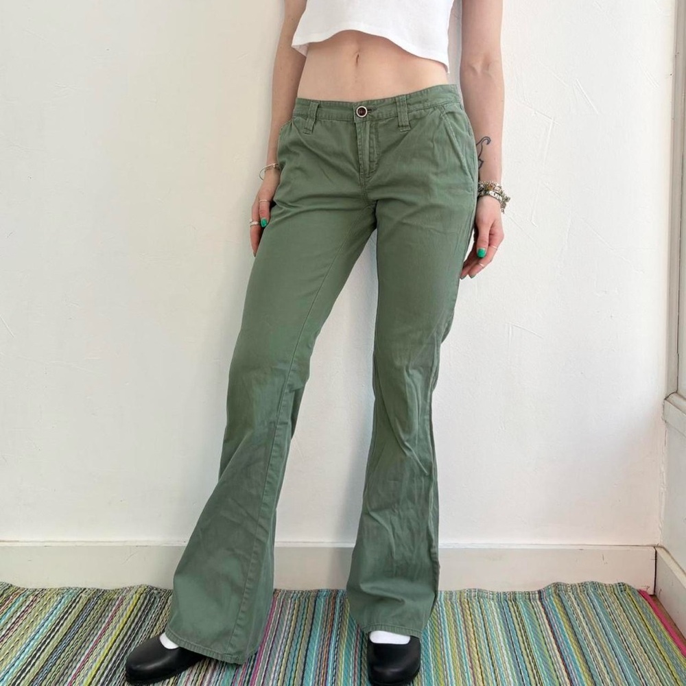 Y2K green low rise flare leg pants by Roxy